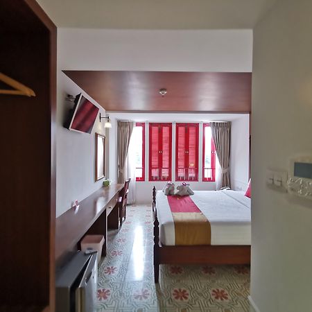 Lertnimit Boutique Hotel HHQ Exterior photo