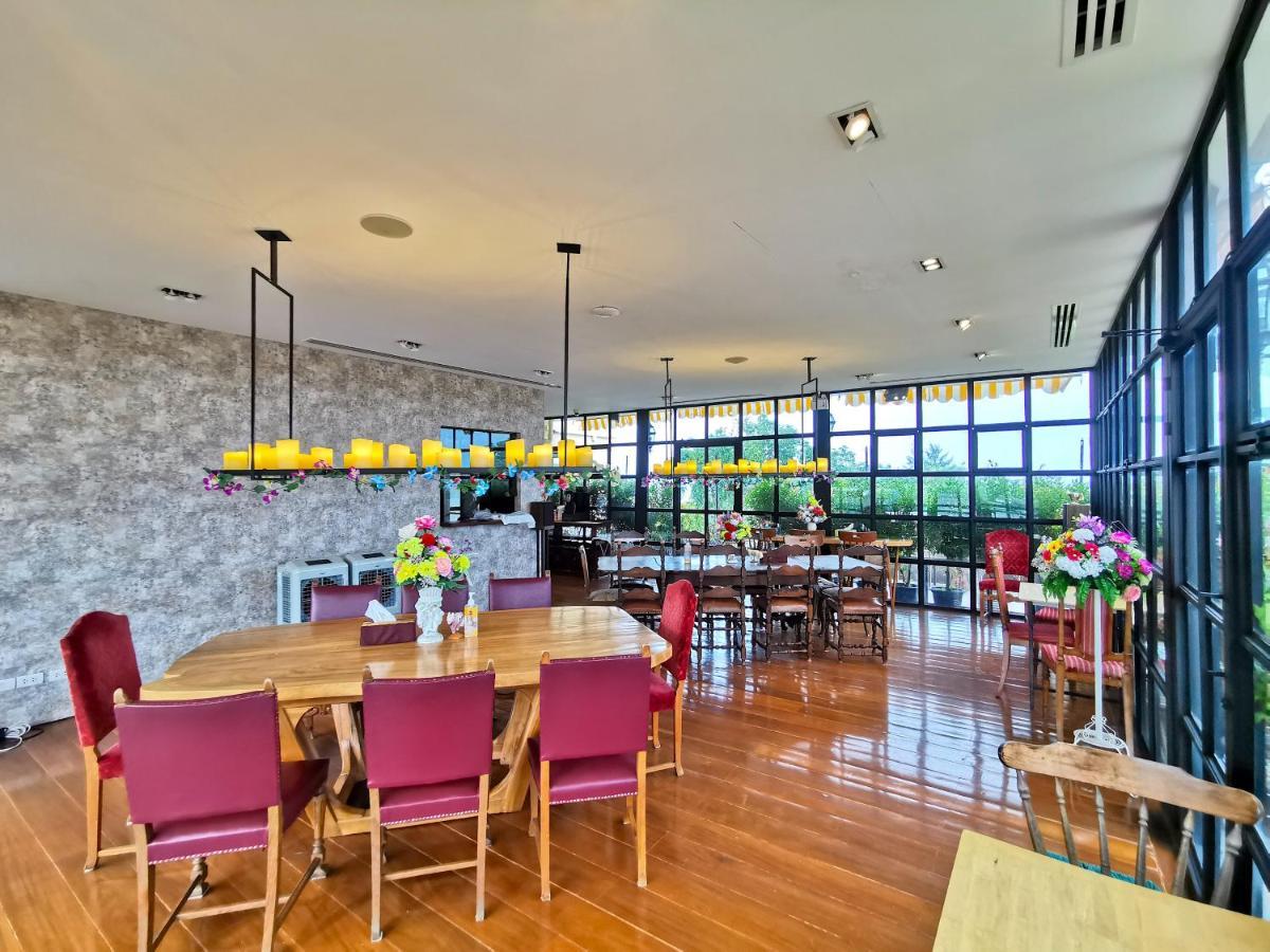 Lertnimit Boutique Hotel HHQ Exterior photo