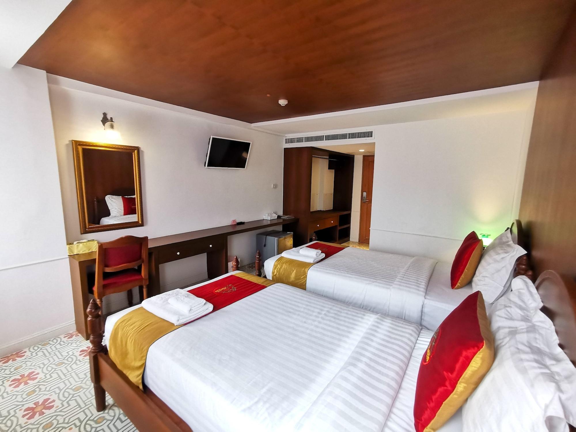 Lertnimit Boutique Hotel HHQ Exterior photo