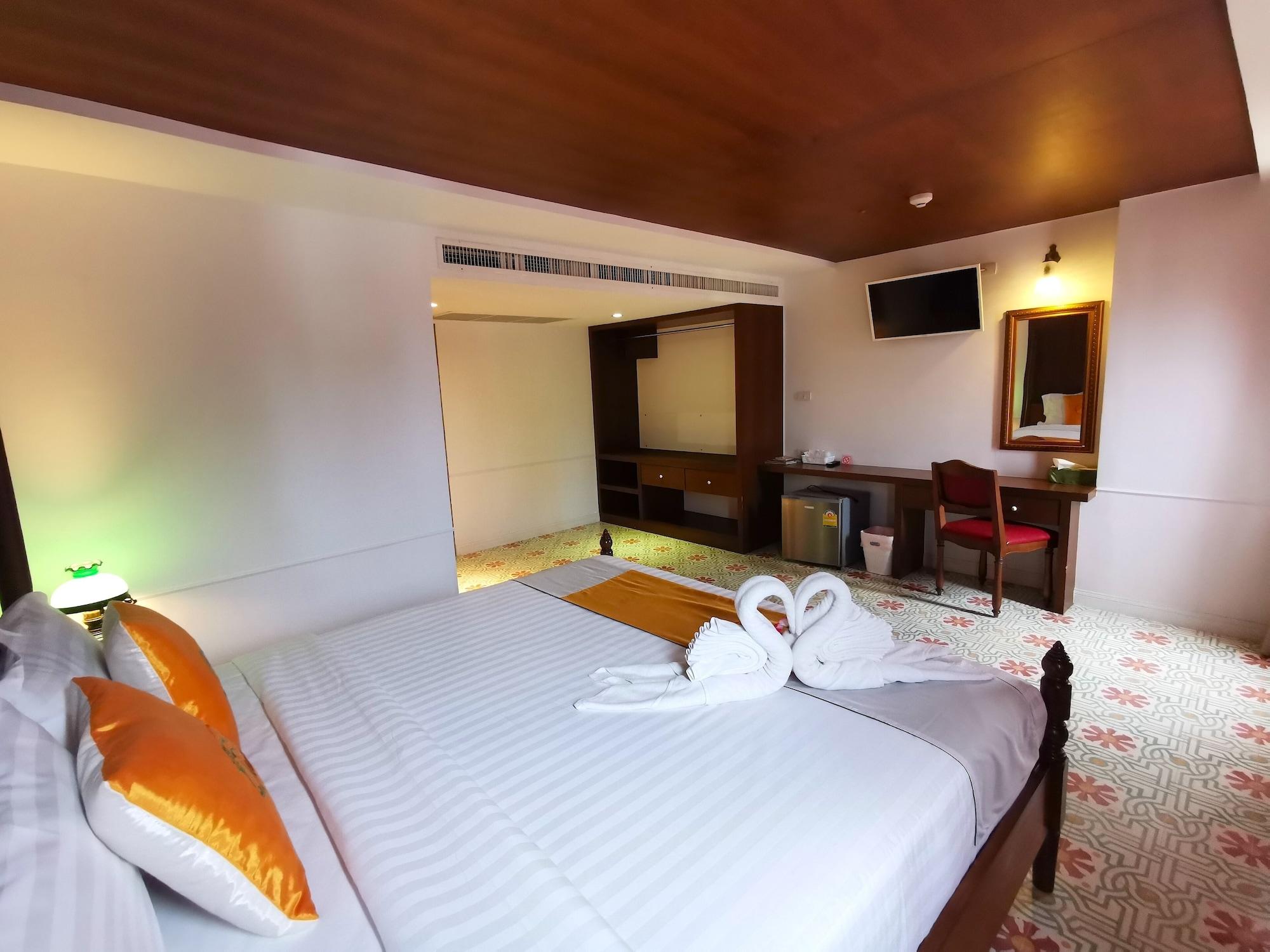 Lertnimit Boutique Hotel HHQ Exterior photo