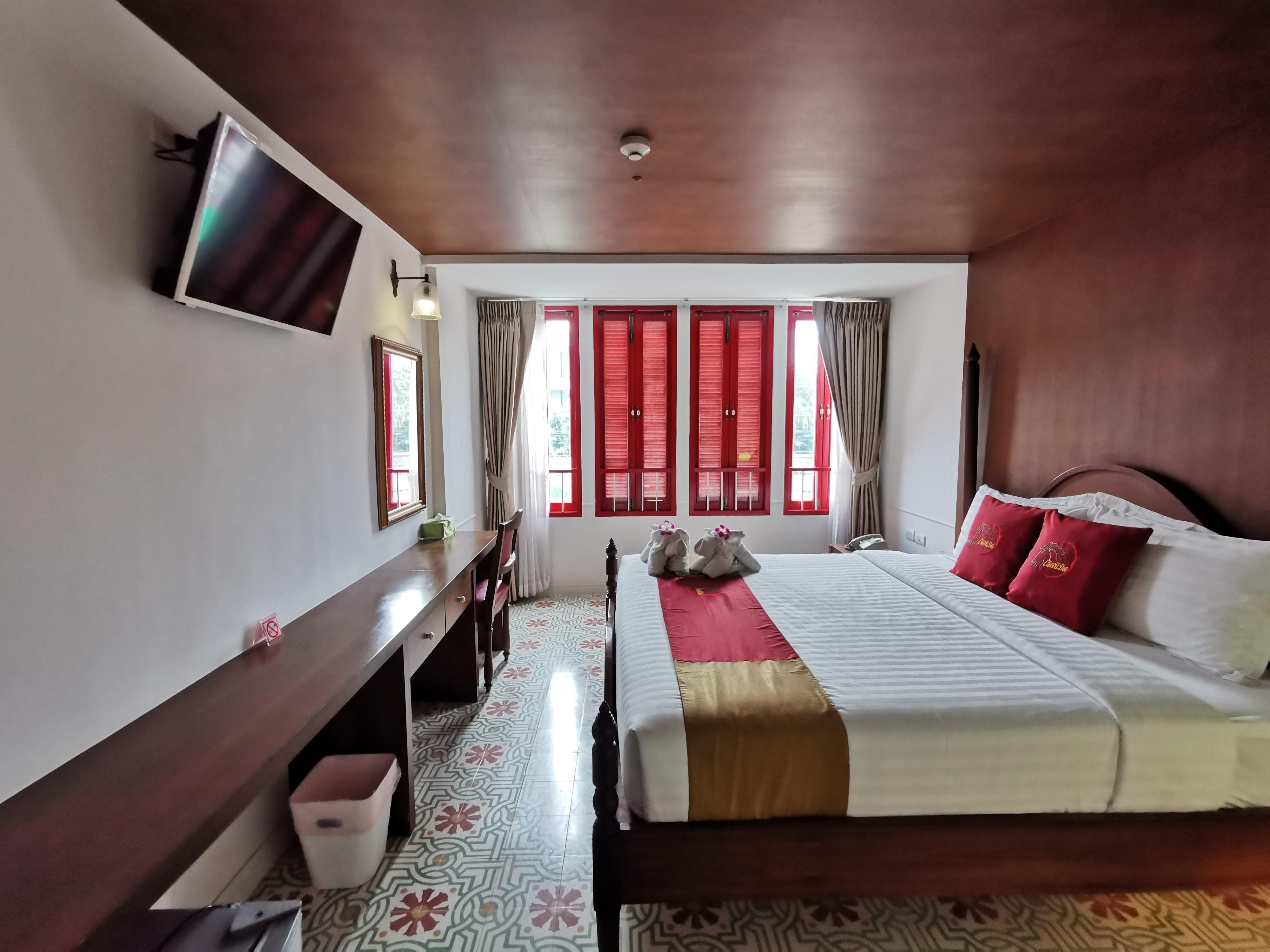 Lertnimit Boutique Hotel HHQ Exterior photo