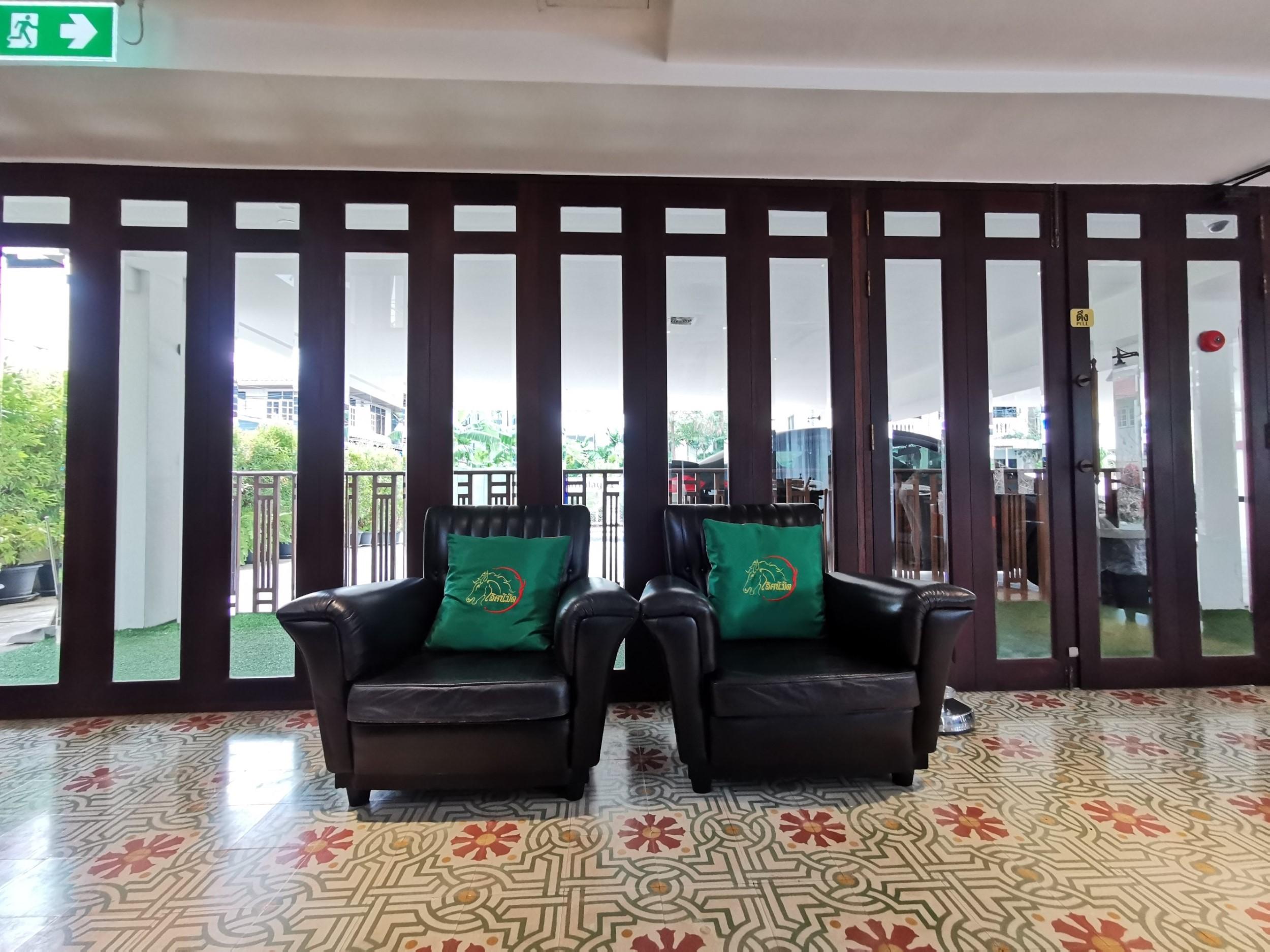 Lertnimit Boutique Hotel HHQ Exterior photo